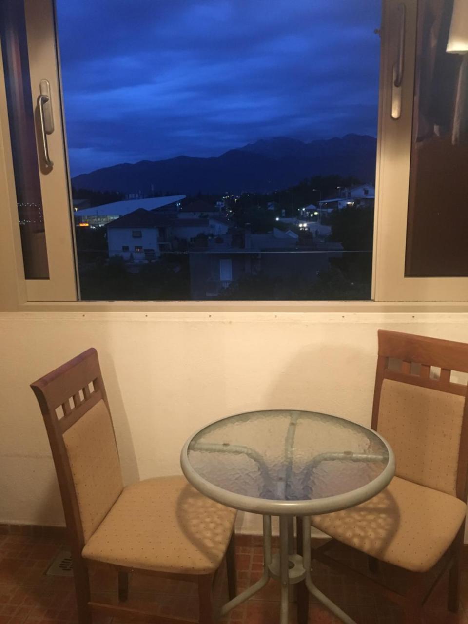 Ana Apartamento Tivat Exterior foto